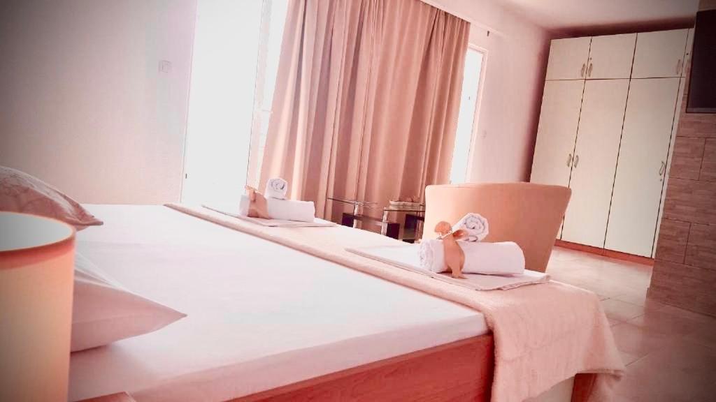 Rooms Florida トゥリバニ・クルシサ エクステリア 写真