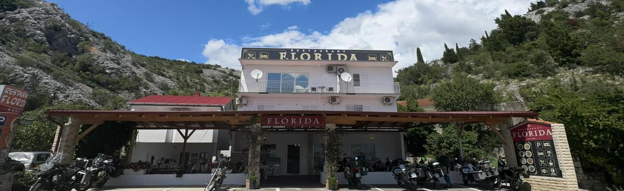 Rooms Florida トゥリバニ・クルシサ エクステリア 写真